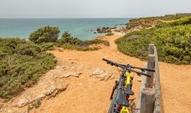 Sendero Desde El Faro Roche A La Cala Encendida