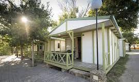 CAMPING ROCHE bungalow fuente web propia